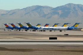 Allegiant Air Planes. planes.cz - MD82 - N864GA - Allegiant Air ( AAY / G4 ) - Las Vegas - McCarran International ( LAS / KLAS )